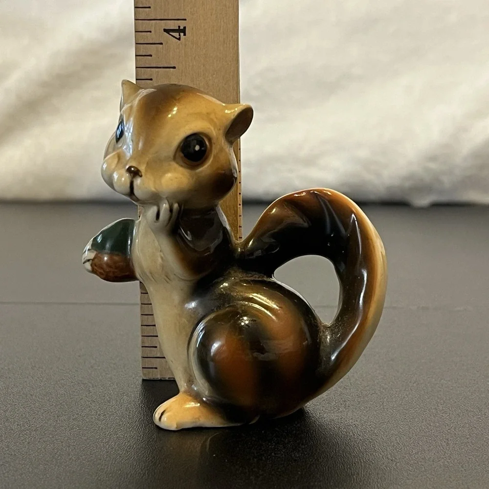 Vintage 1950s Chipmunk Salt and Pepper Shaker Replacement Piece Cork Stopper